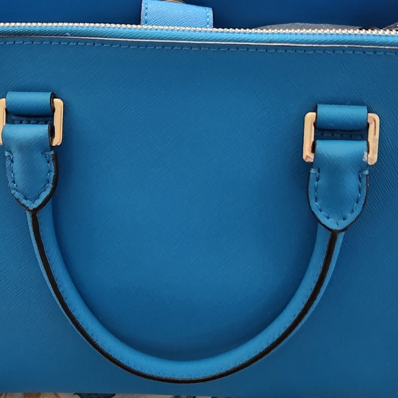 Michael Kors Crossbody Handbag - Picture 8 of 11